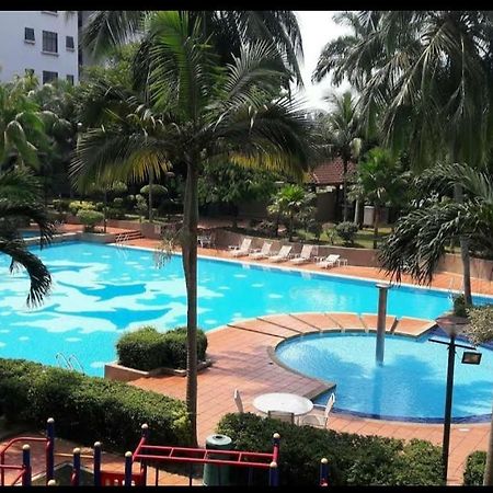 Century Mahkota Apartments Малакка Экстерьер фото